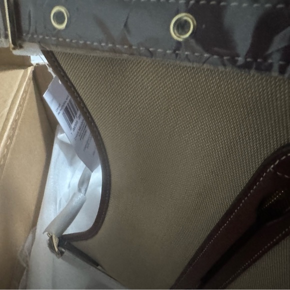 Coach NWT - Picture 6 of 6